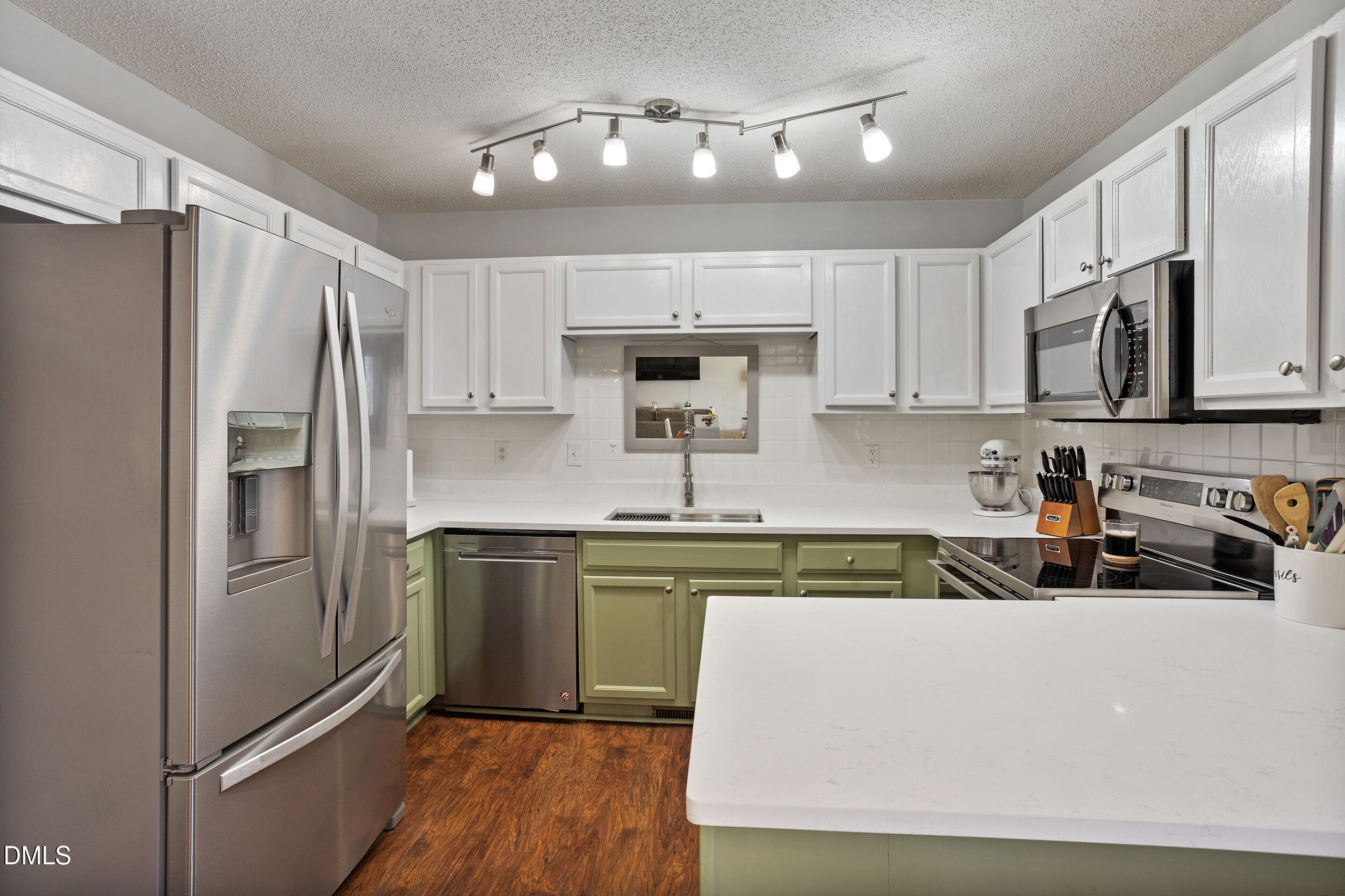 313 Pittsboro Street