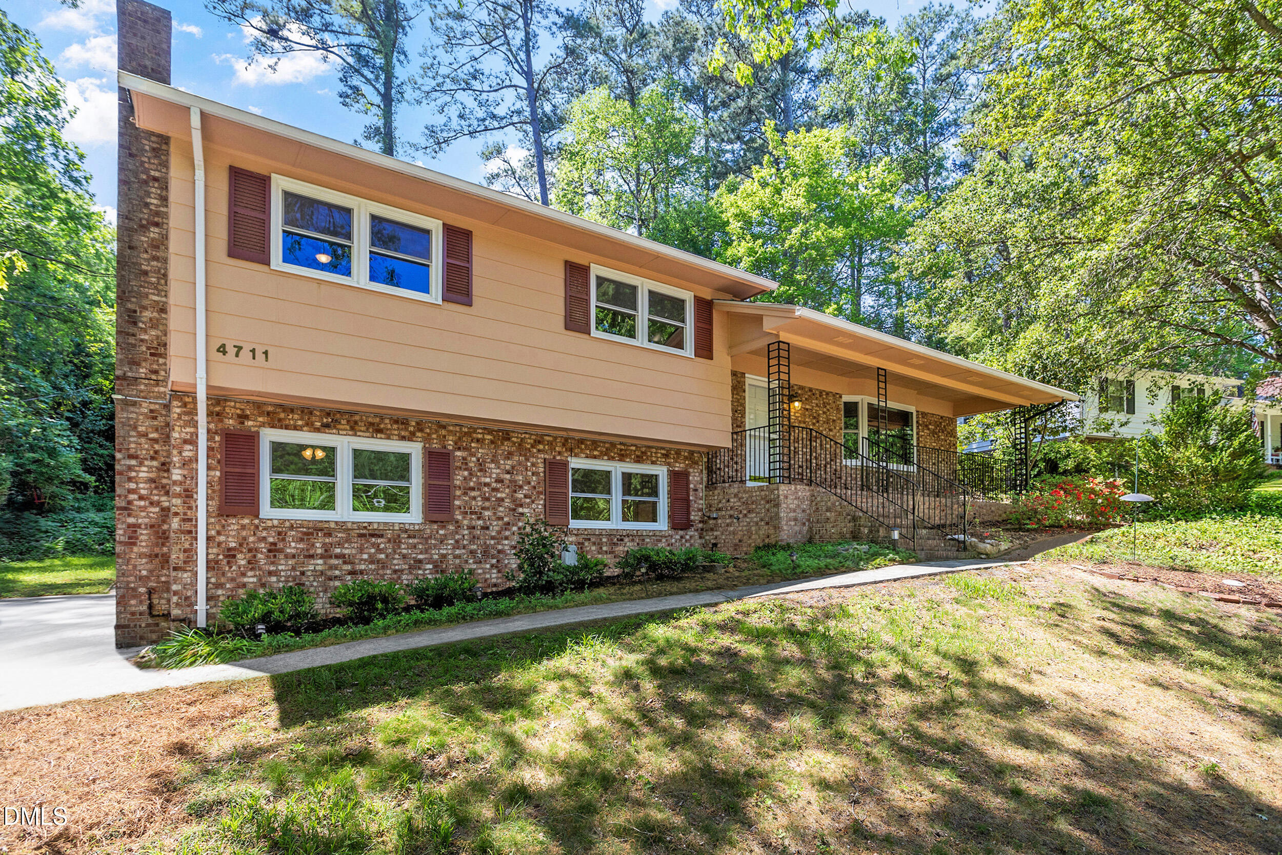 4711 Tanglewood Drive