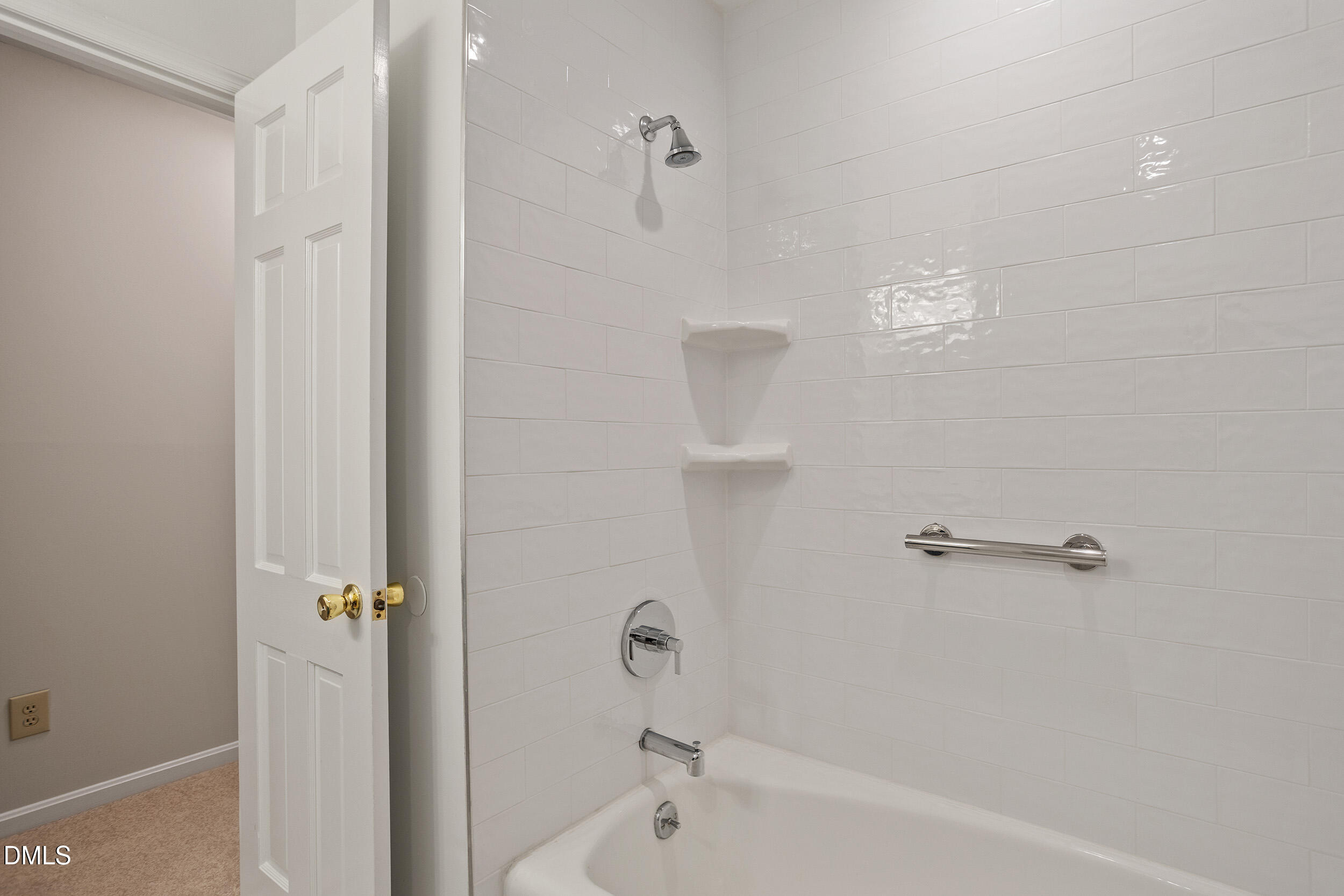 4711 Tanglewood Drive