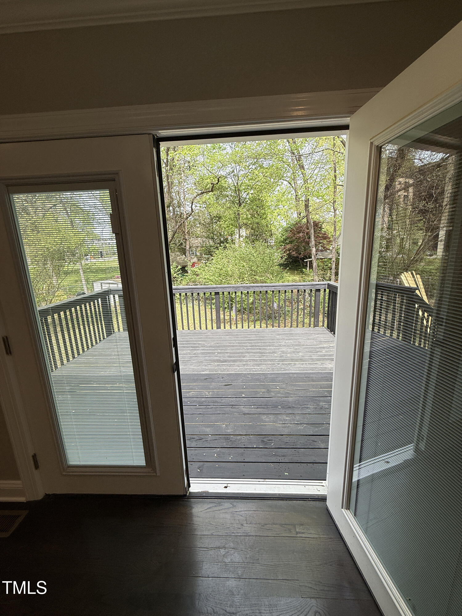 215 Walnut Street
