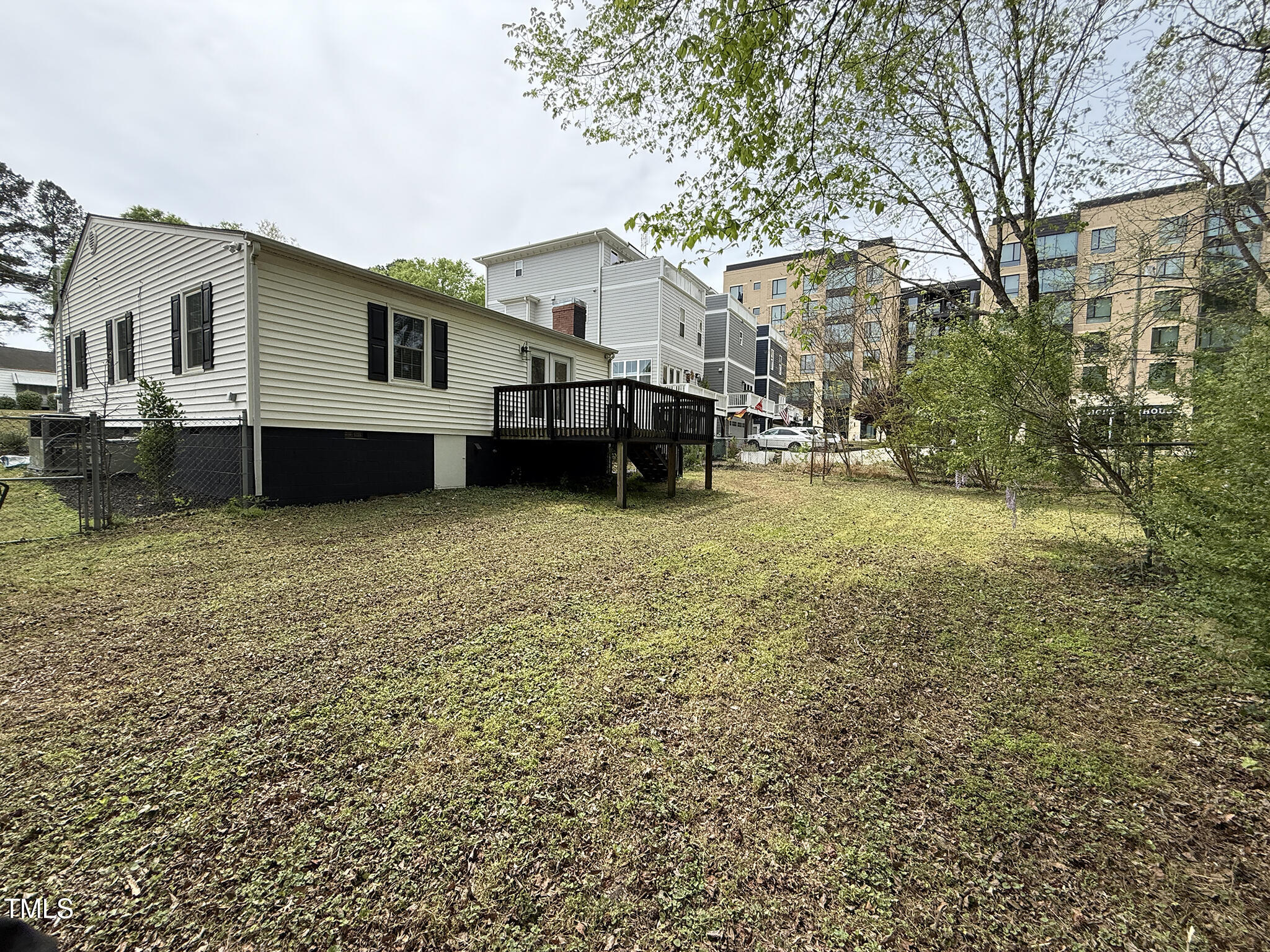 215 Walnut Street