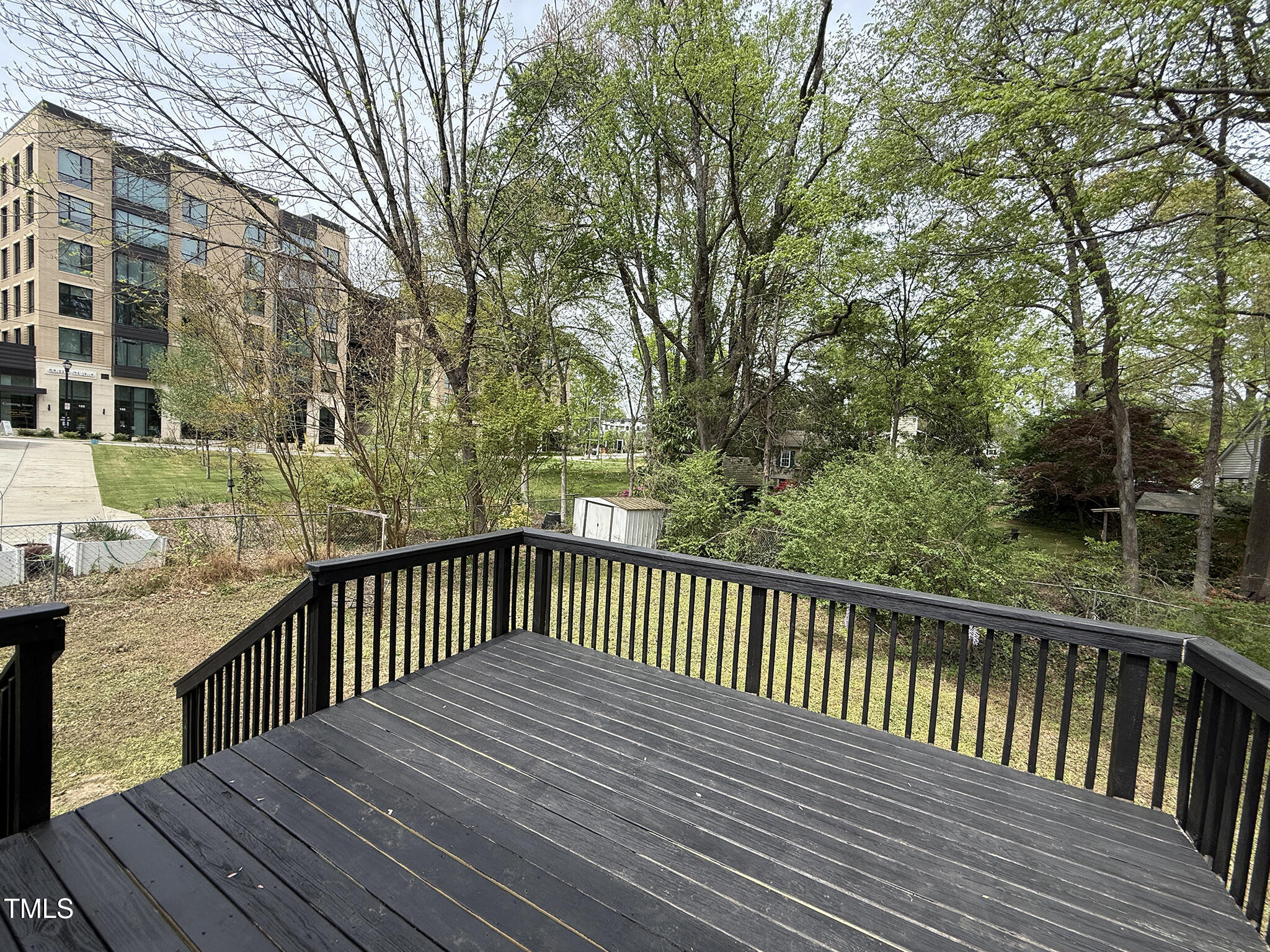215 Walnut Street