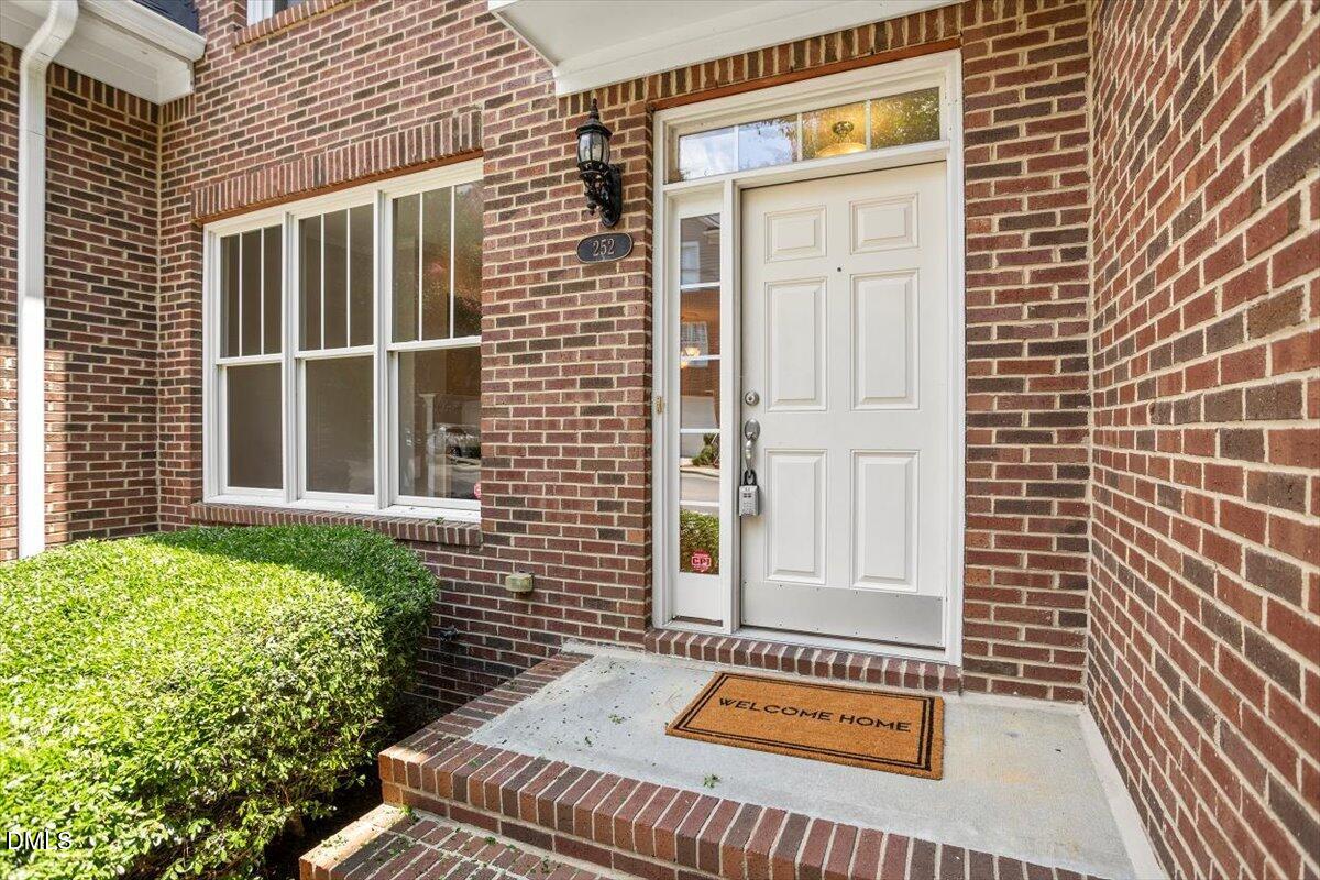 252 Ashton Hall Lane