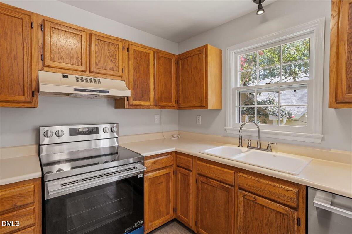 302 Wax Myrtle Court
