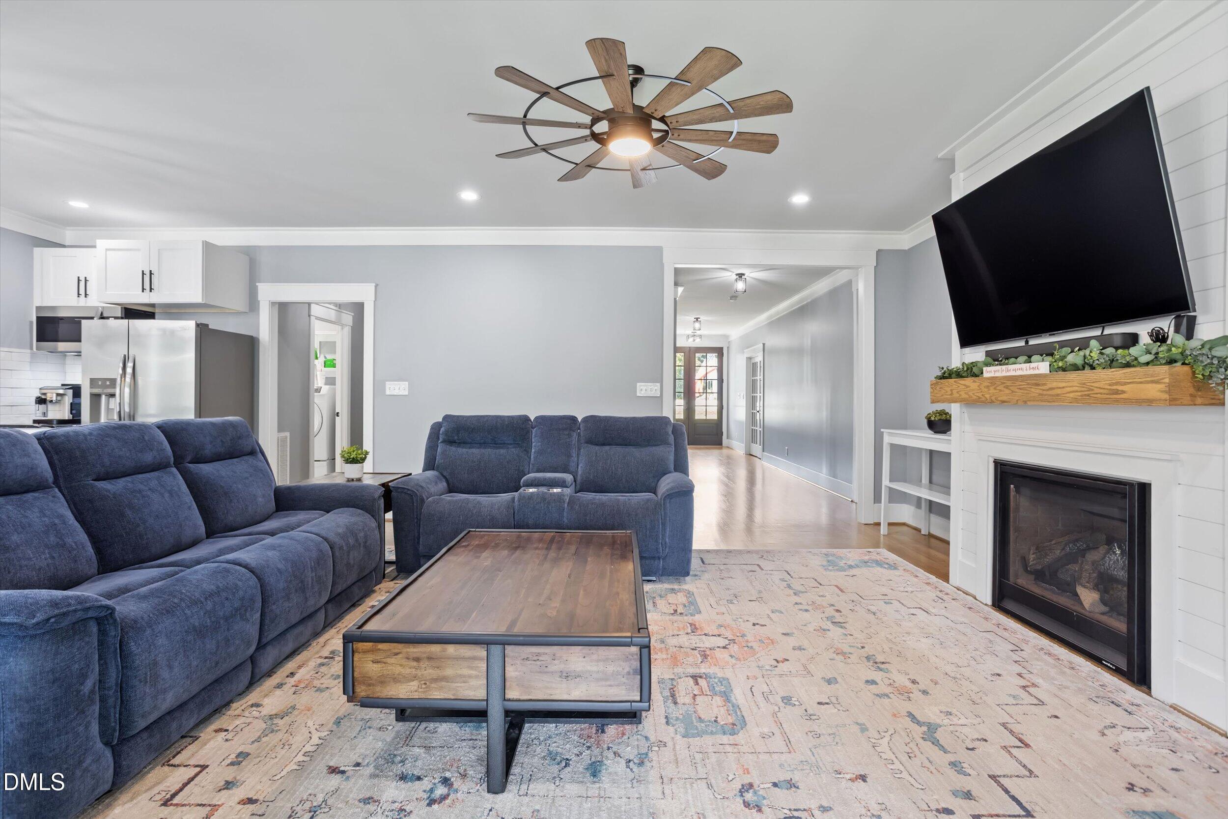625 Rand Road
