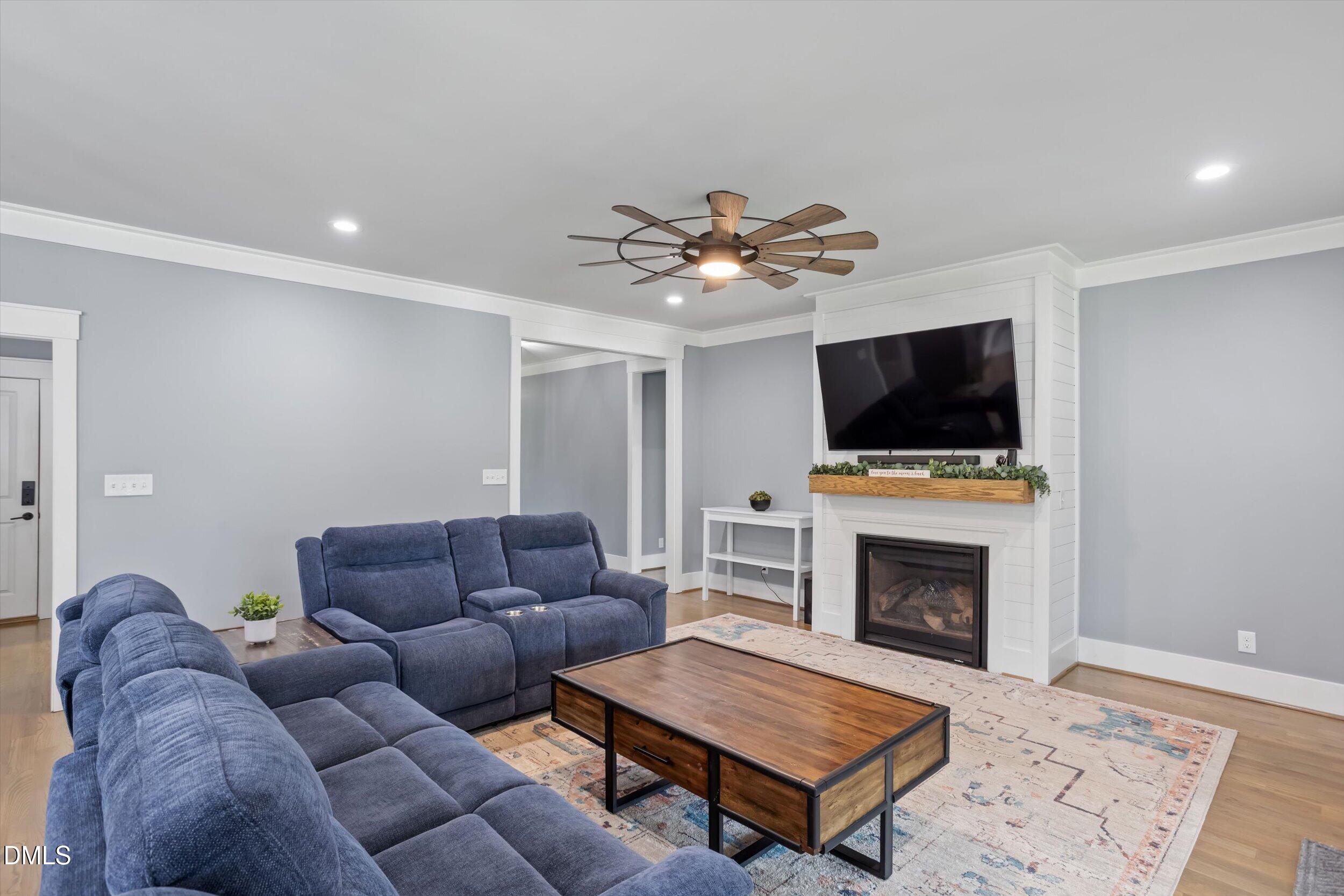 625 Rand Road