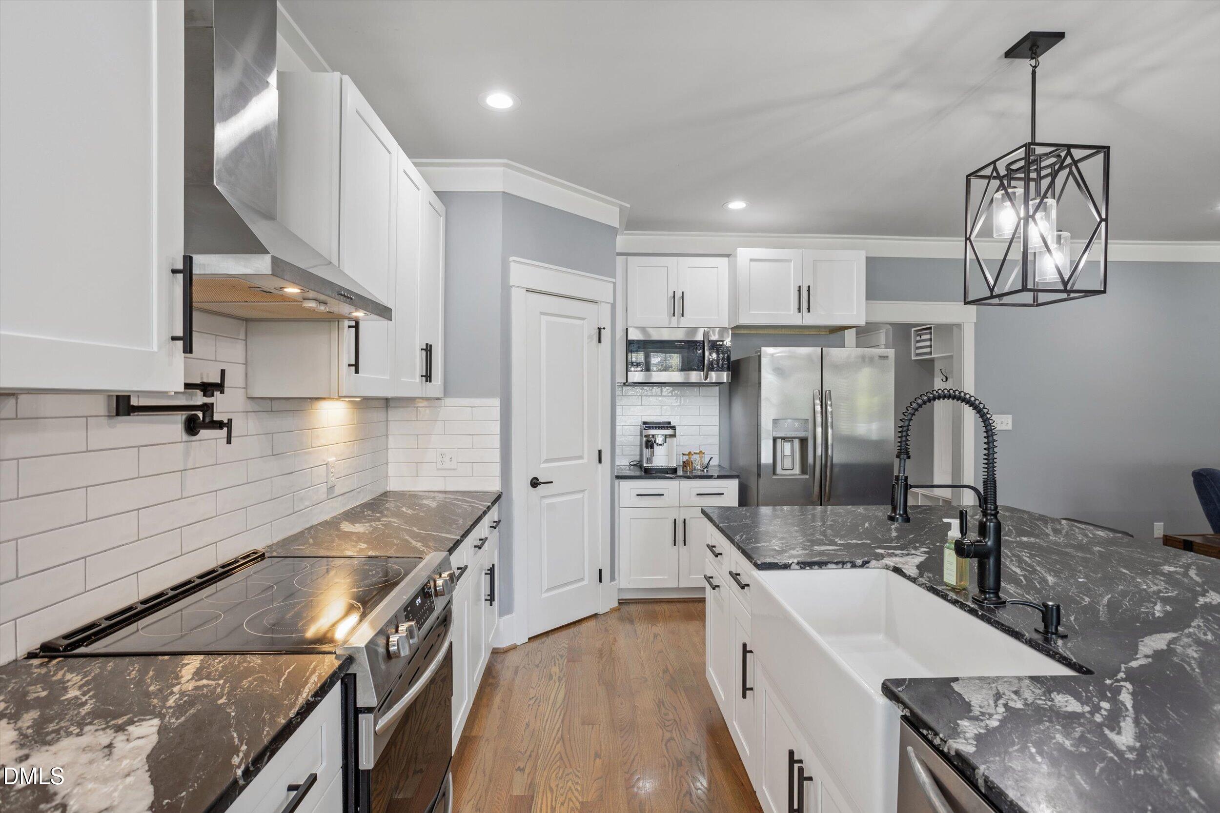 625 Rand Road