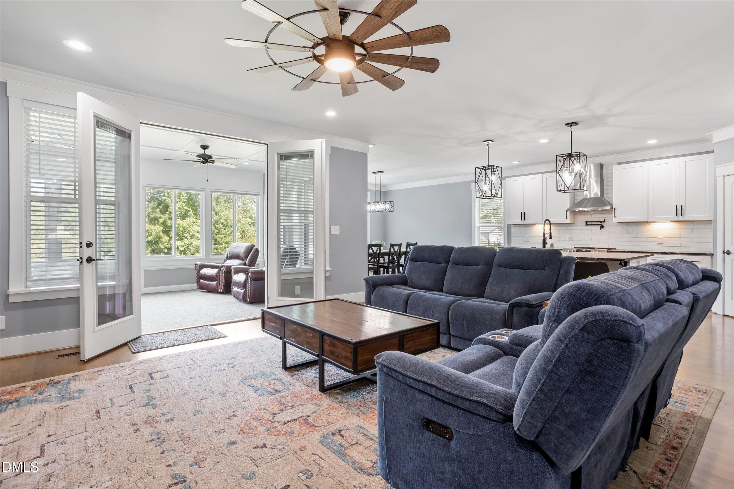 625 Rand Road