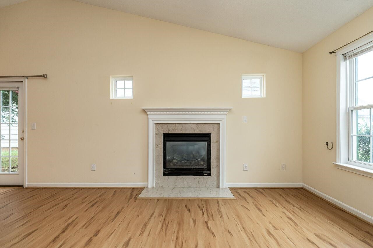 5320 Roan Mountain Place