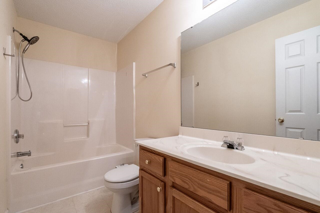 5320 Roan Mountain Place