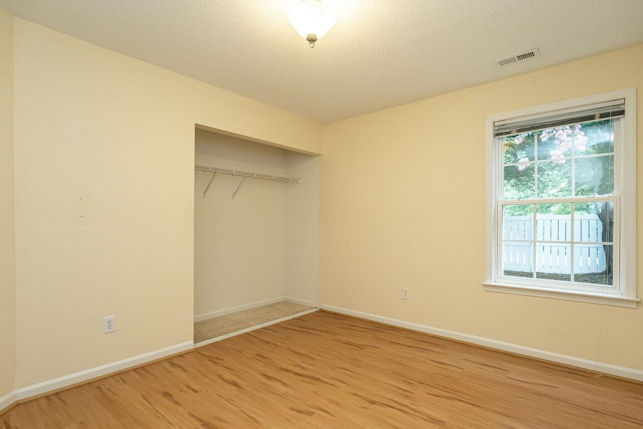 5320 Roan Mountain Place