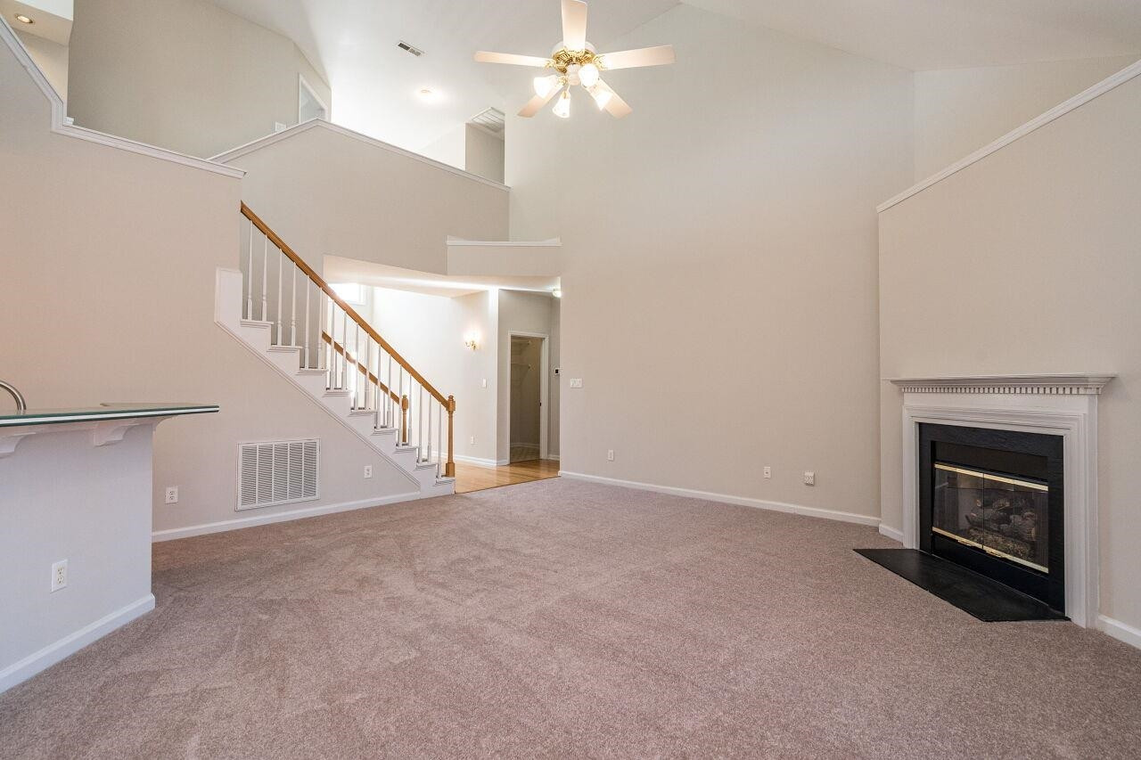 121 Longbridge Drive