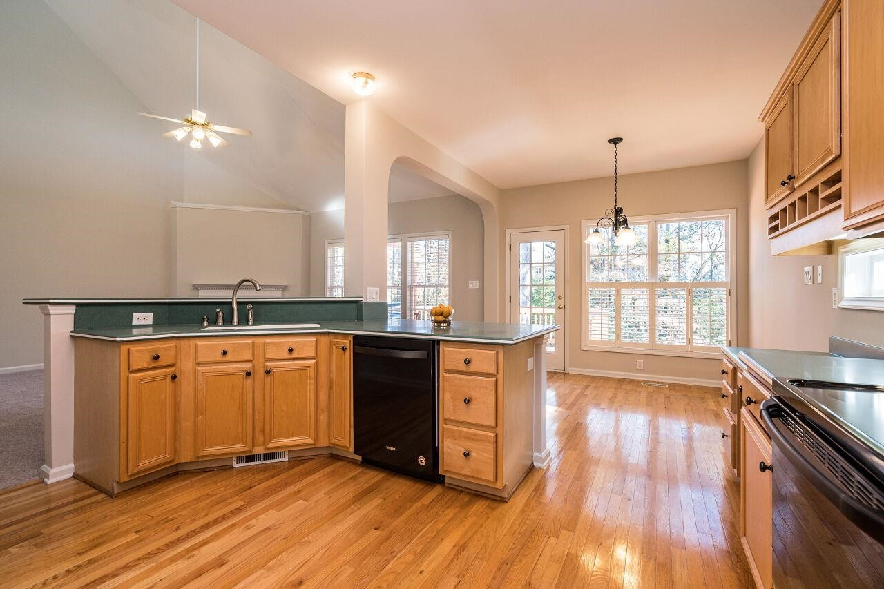 121 Longbridge Drive