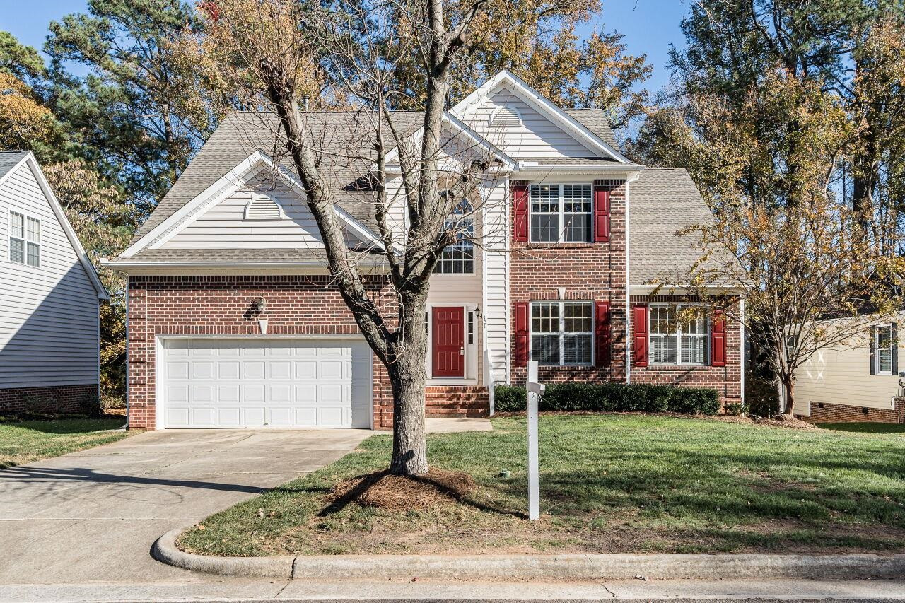 121 Longbridge Drive