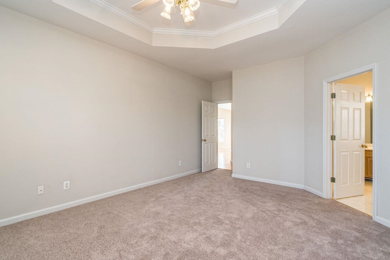 121 Longbridge Drive