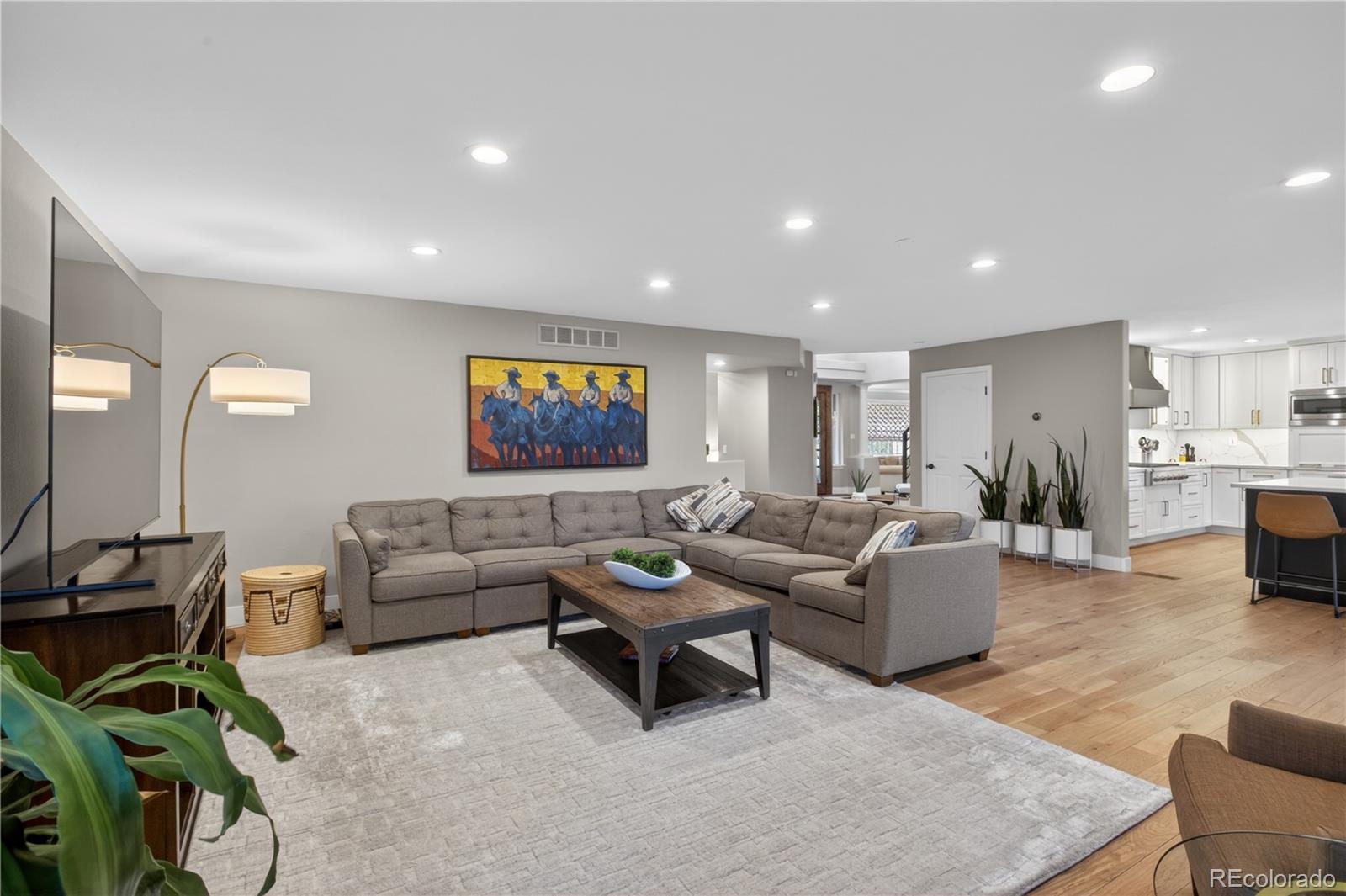3041 Wyecliff Way