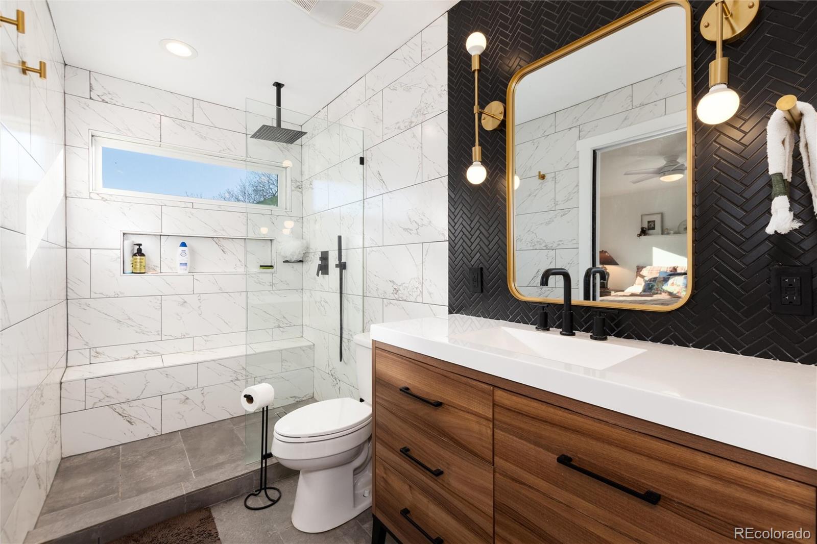 11090 W Pyramid Peak