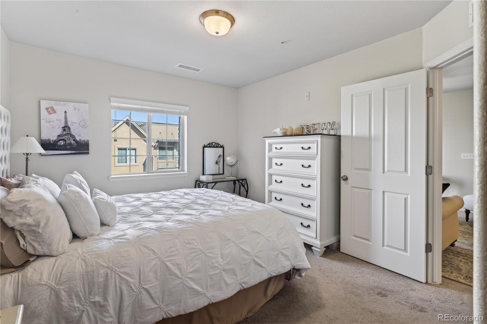 1062 Rockhurst Drive Unit: 202