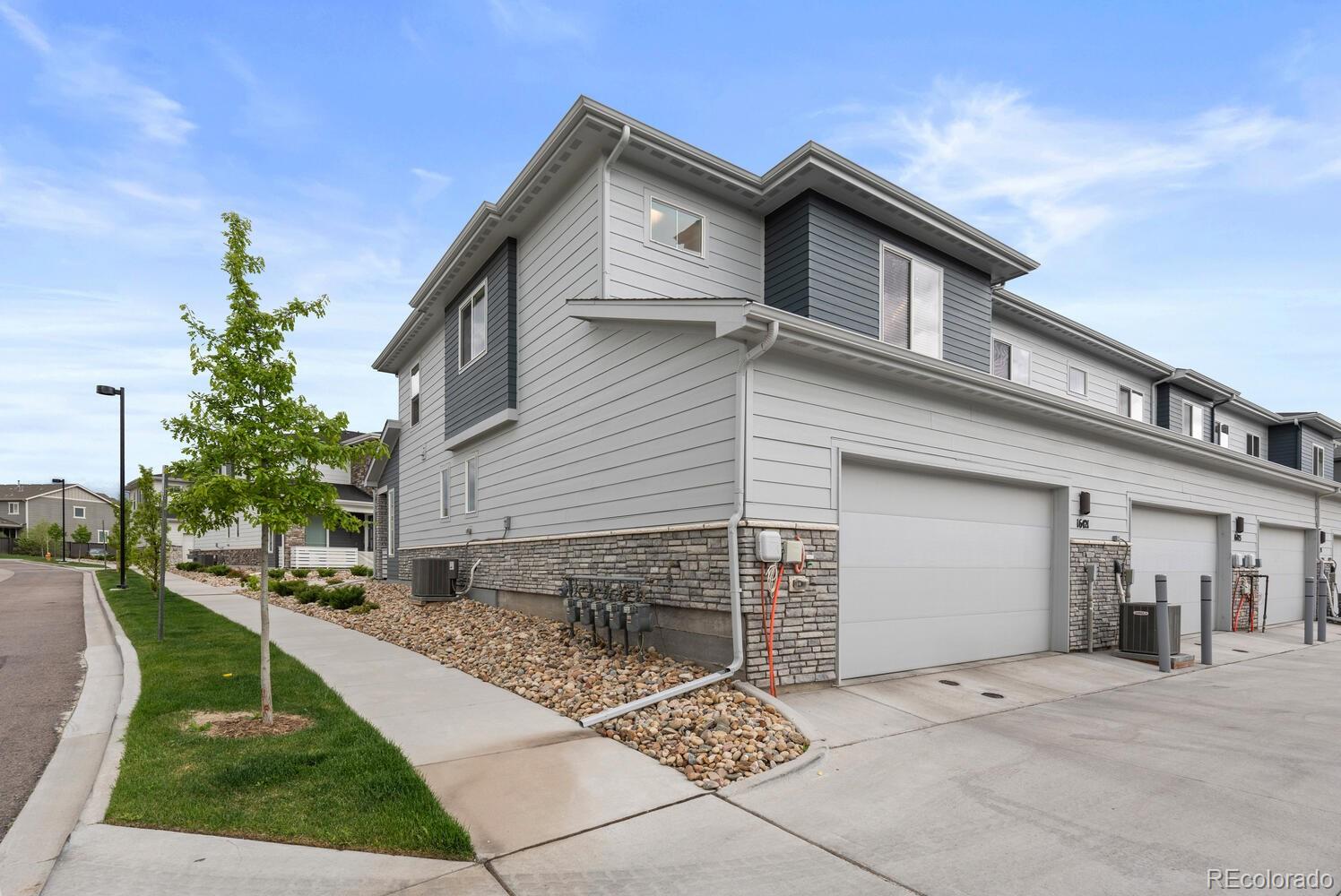 16421 Askins Loop