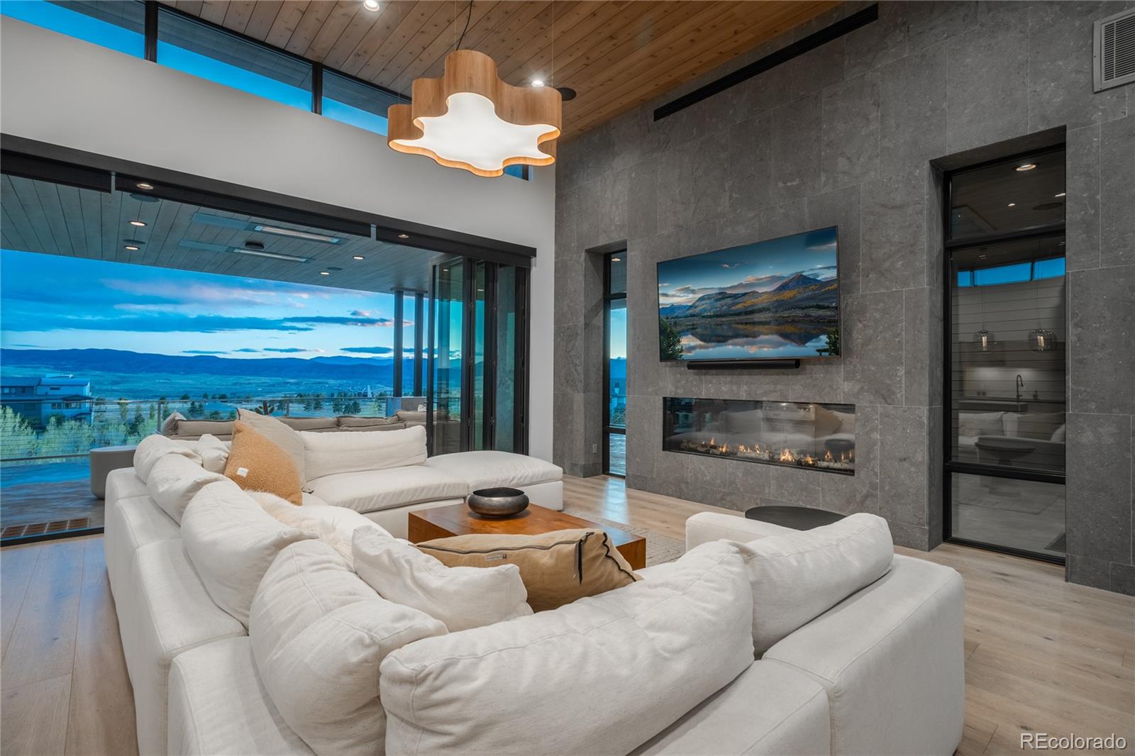 502 Emberglow Lane