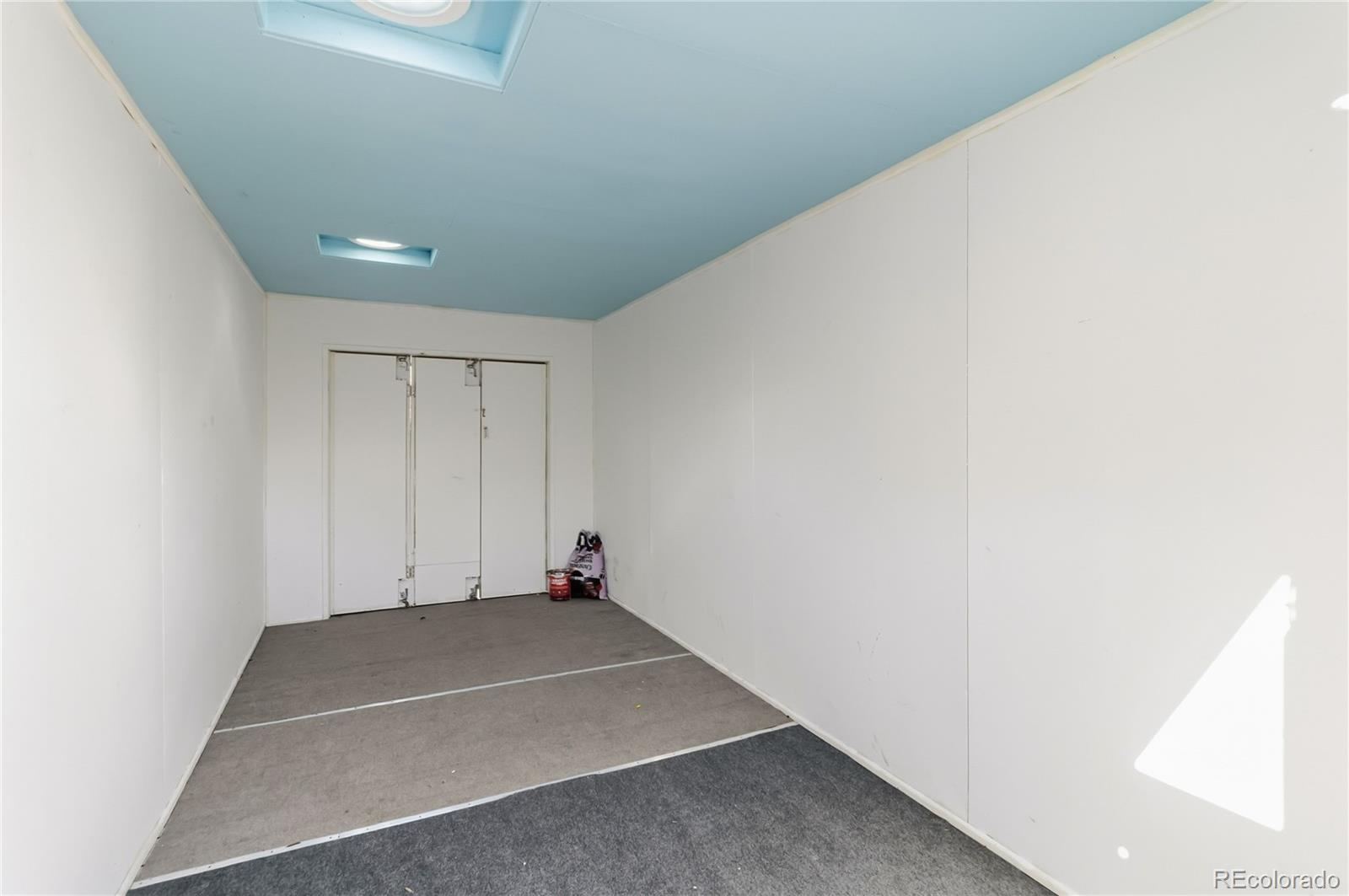 5017 S Quintero Circle