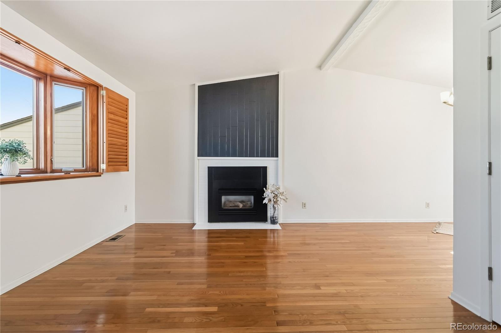 5017 S Quintero Circle