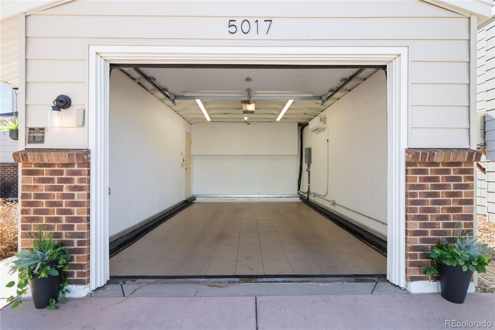 5017 S Quintero Circle