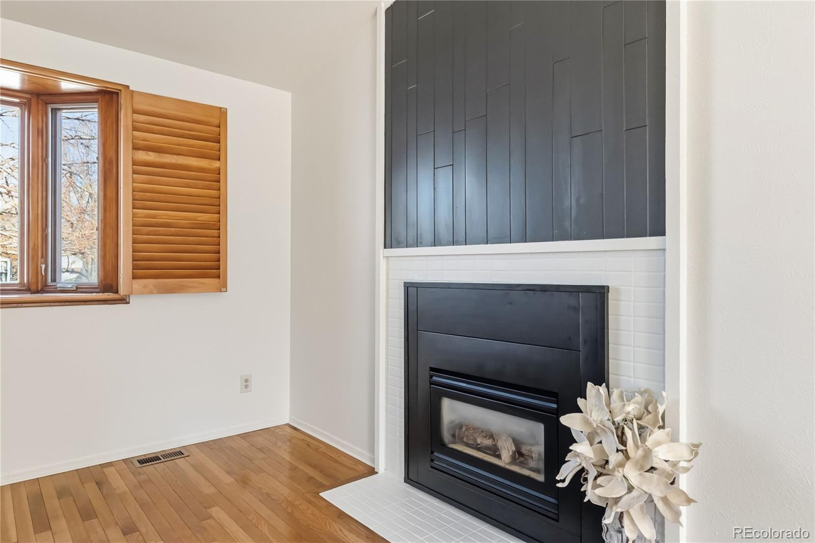 5017 S Quintero Circle