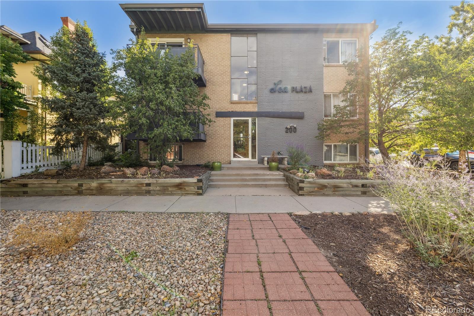 200 N Sherman Street Unit: 7
