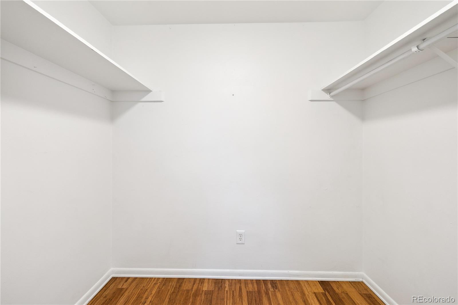 200 N Sherman Street Unit: 7