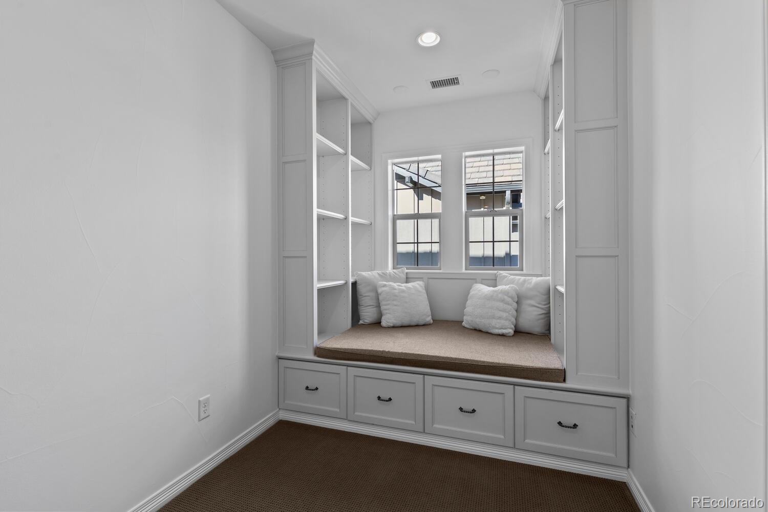 10699 Timberdash Avenue