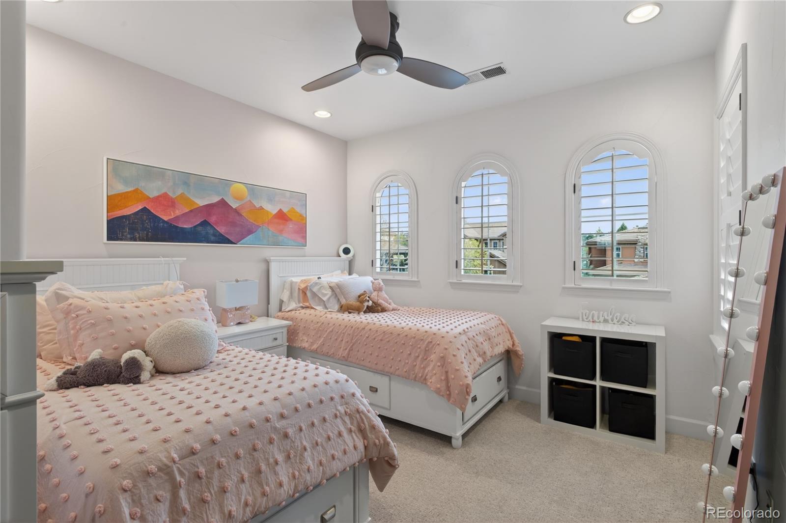 219 Maplehurst Point