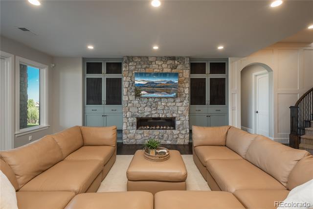 10805 Evergold Way