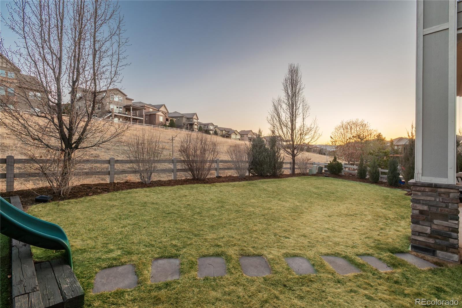 802 Braesheather Place