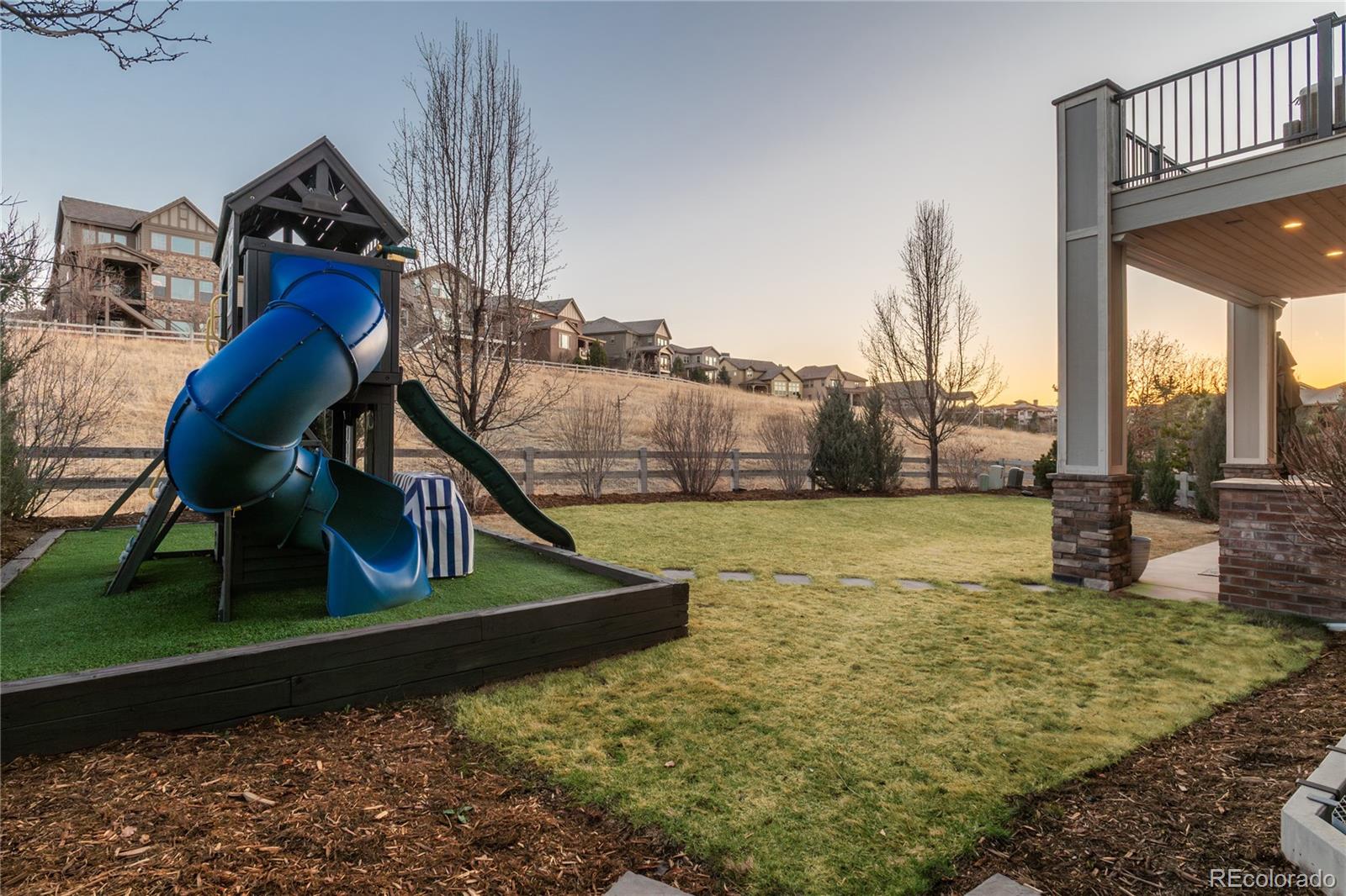 802 Braesheather Place