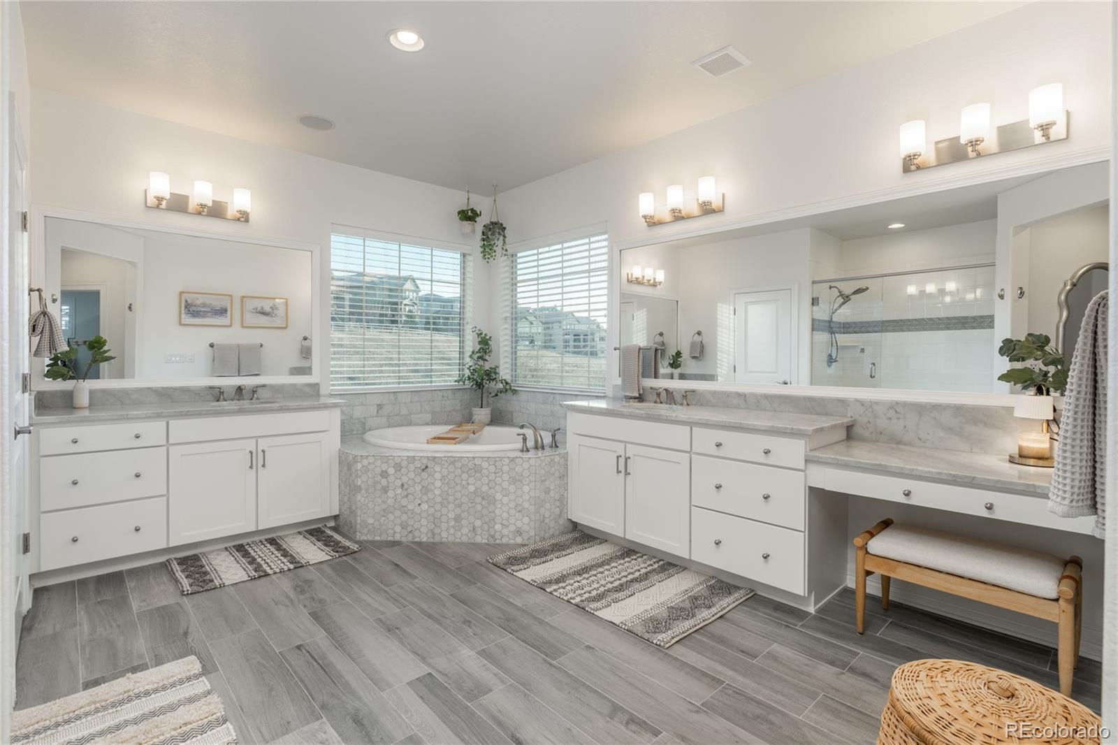 802 Braesheather Place