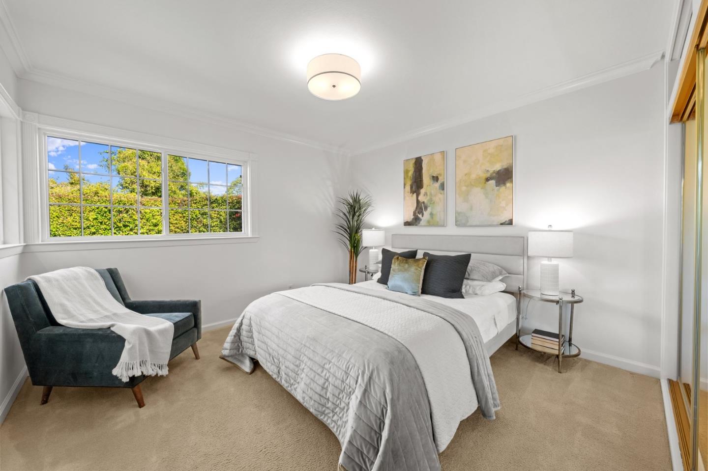 1411 Cordilleras AVE