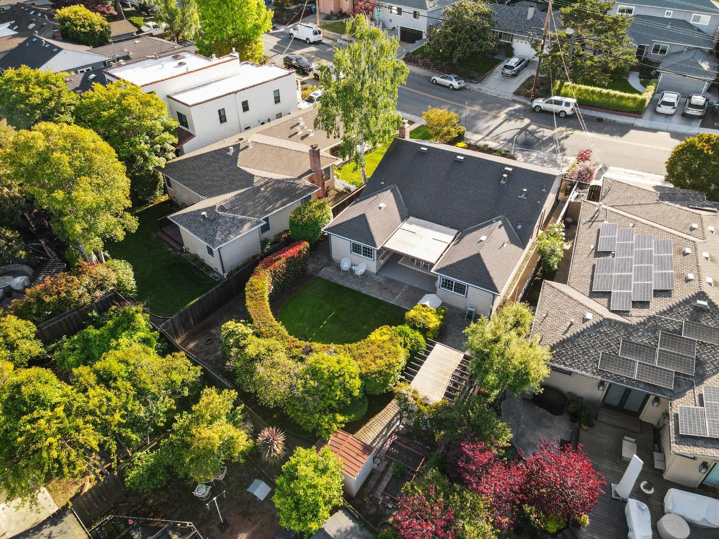 1411 Cordilleras AVE