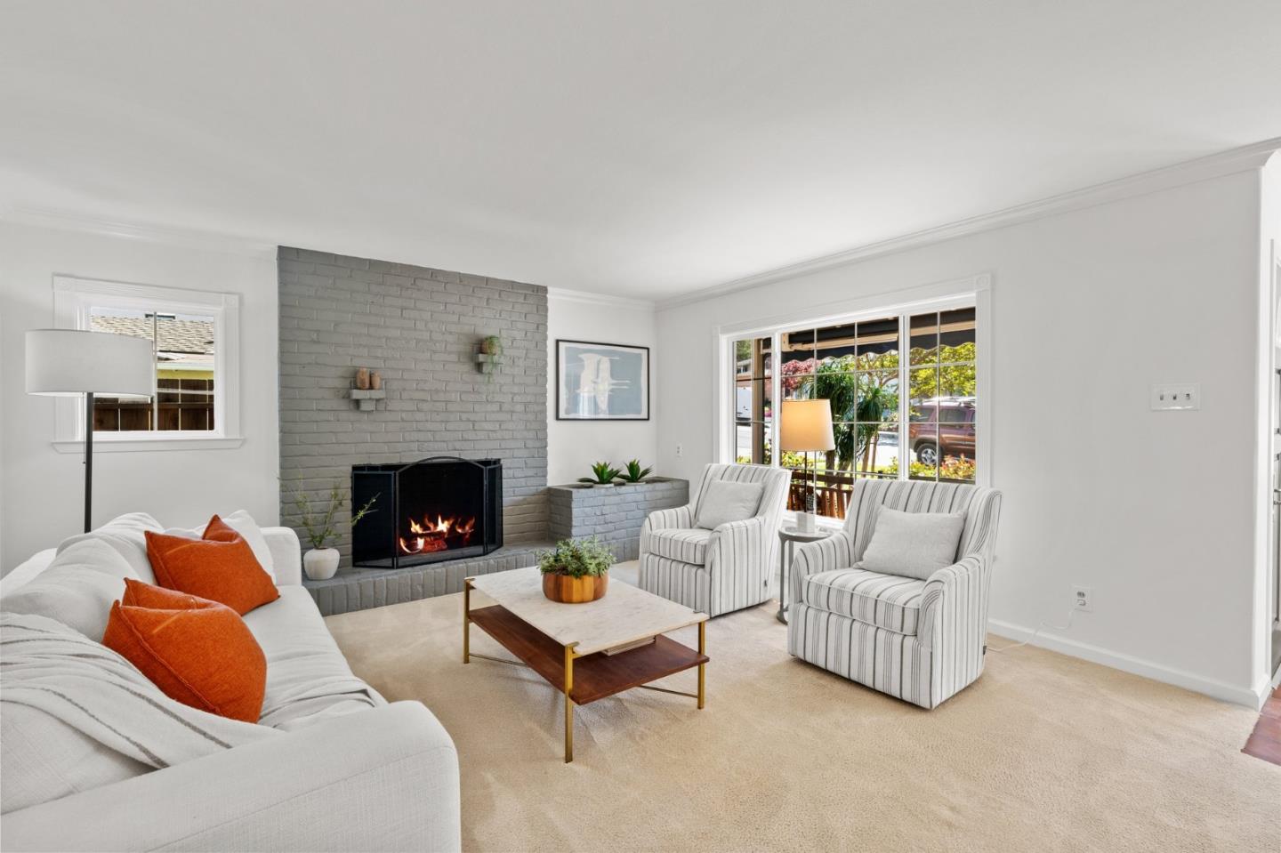 1411 Cordilleras AVE