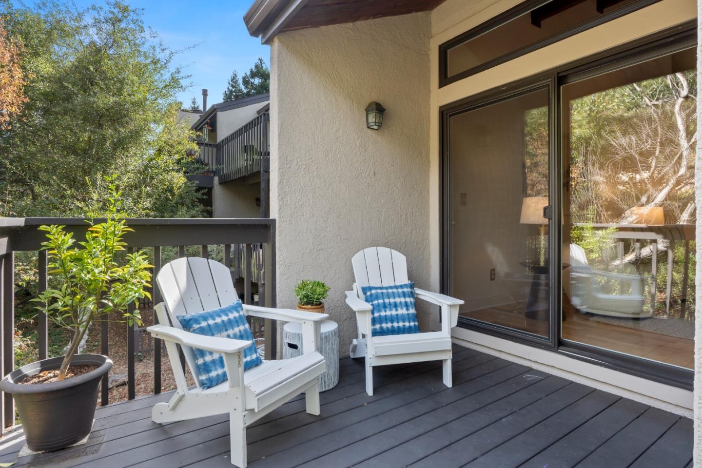2377 Ticonderoga DR