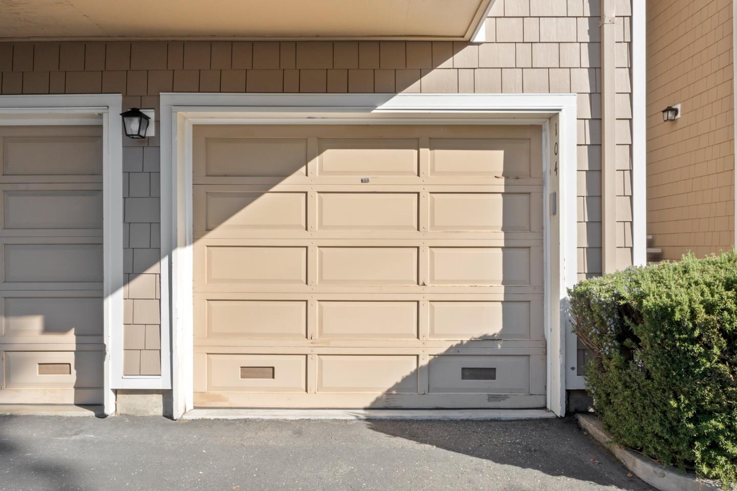 1687 Bayridge WAY 104