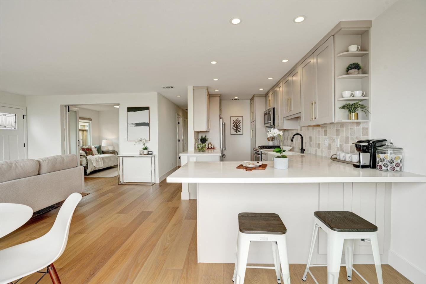 552 Heathcliff Drive