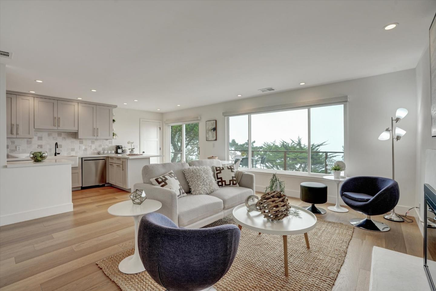 552 Heathcliff Drive