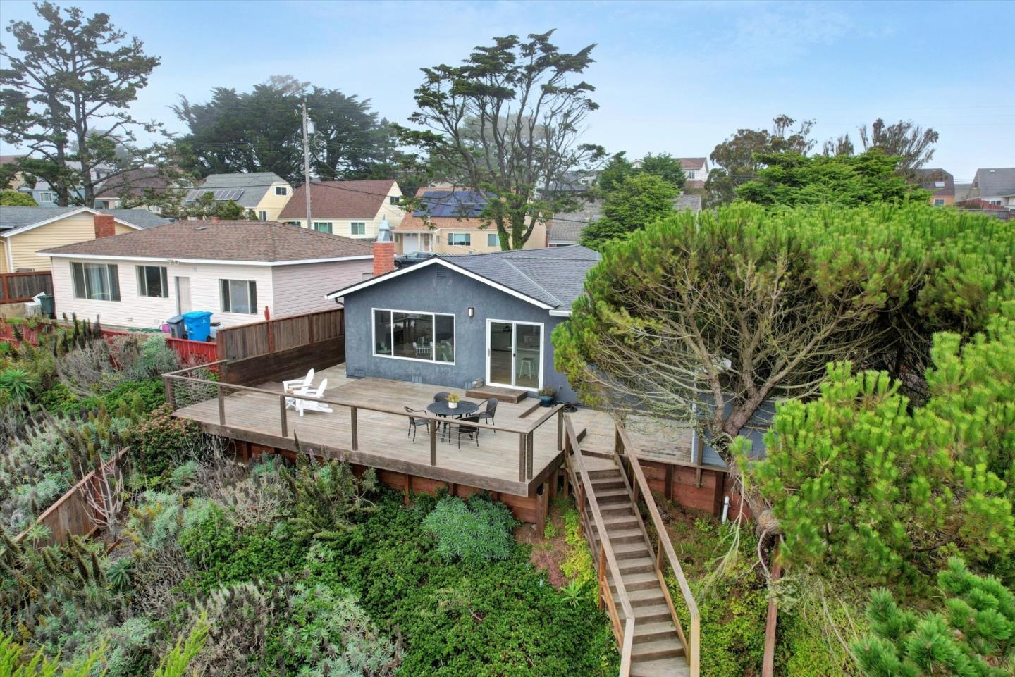 552 Heathcliff Drive