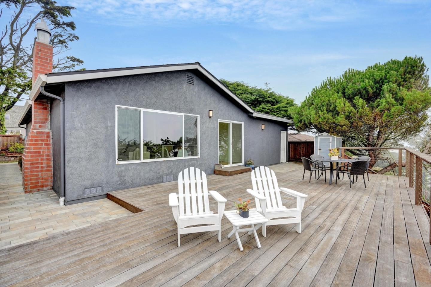 552 Heathcliff Drive