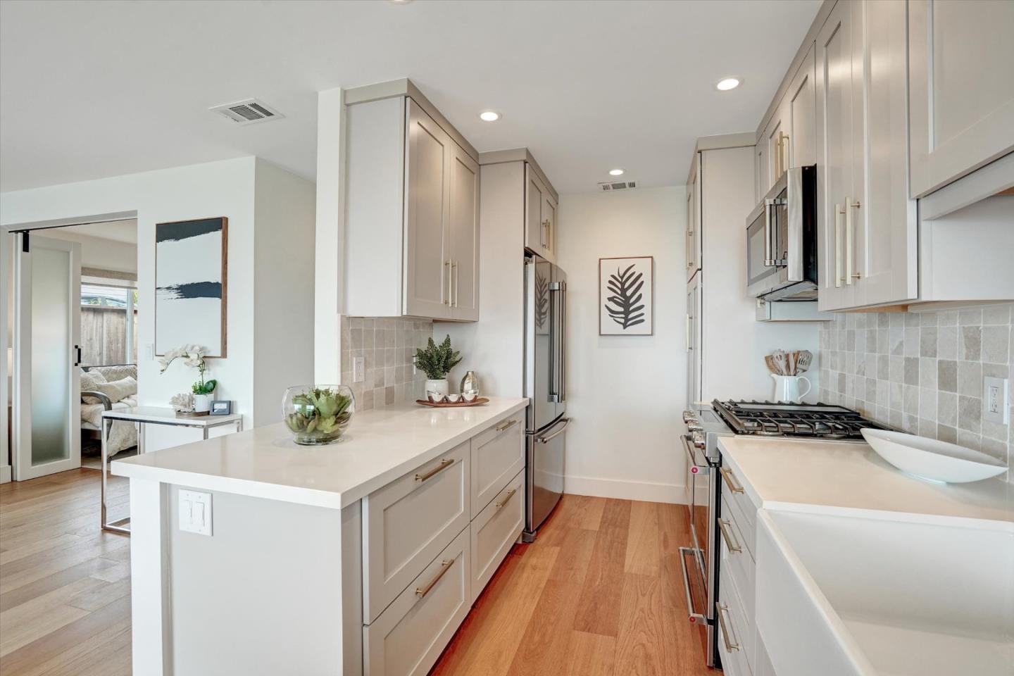 552 Heathcliff Drive