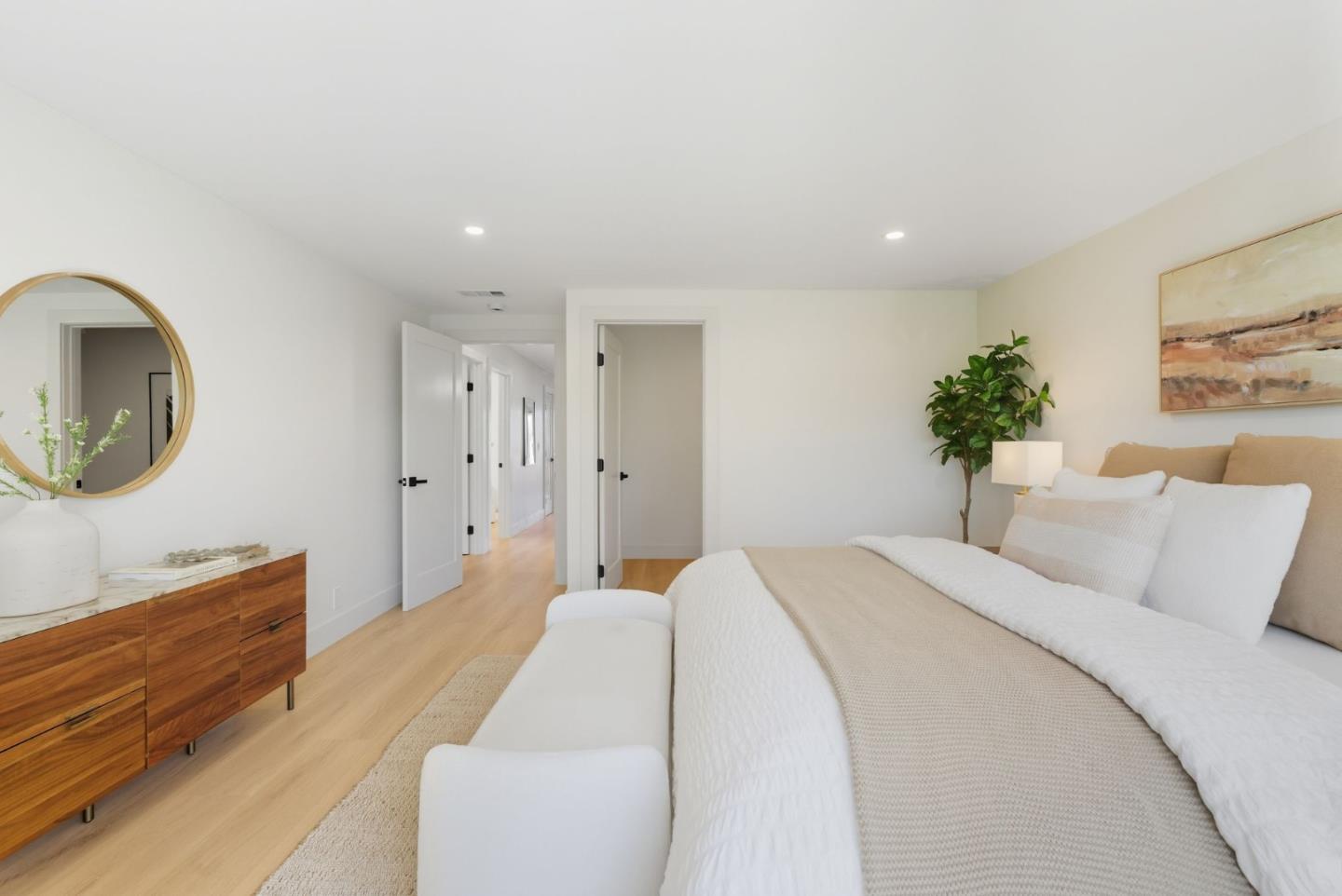 1117 Henderson Avenue