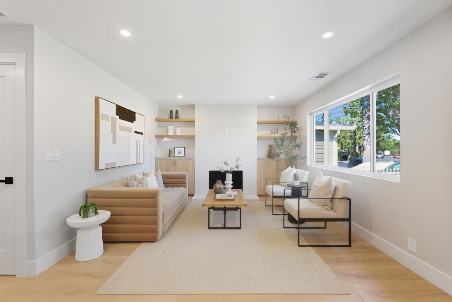 1117 Henderson Avenue