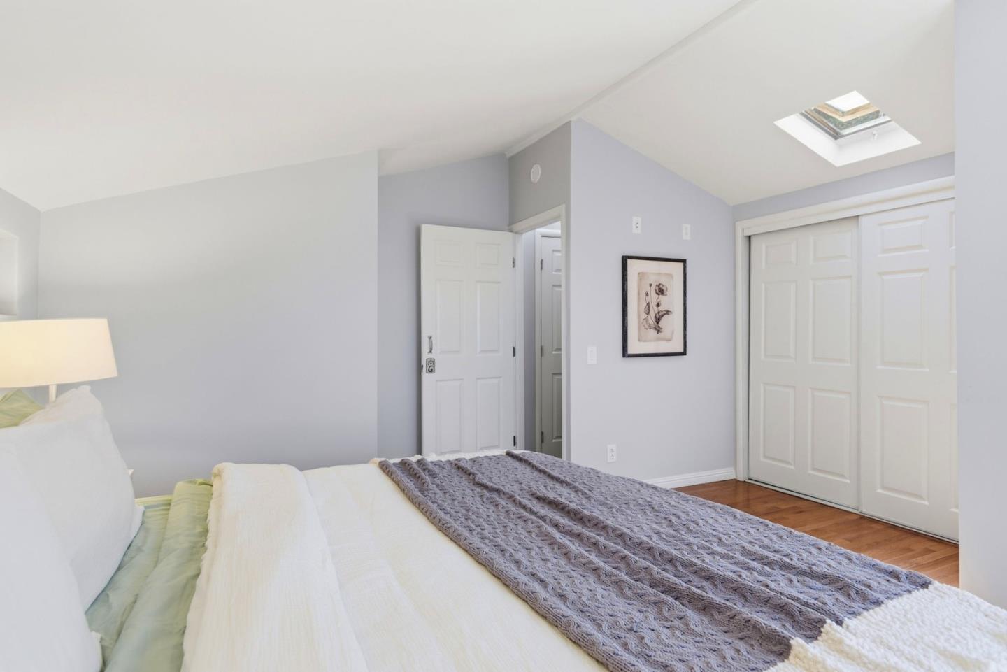 3010 Alameda De Las Pulgas