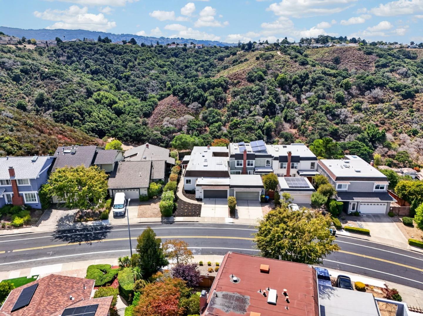2428 Hastings DR